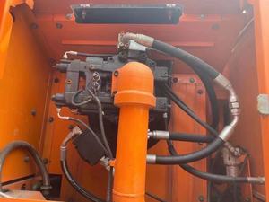 Excavateur de terrassement lourd Doosan DX500 d'occasion Moteur Hitachi à haut rendement en bon état Godet de 2,14 mÂ ³ de 49 tonnes - Product Image 3