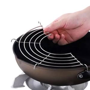 Rejilla semicircular de acero inoxidable para drenaje de aceite, tamaño M, resistente al calor, para freír en aceite. - Product Image 5