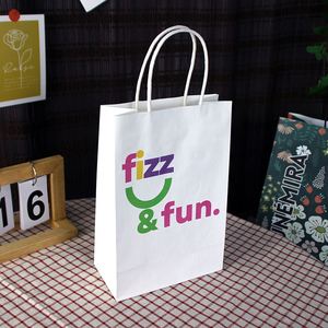Bolsas de Papel Kraft Reciclado Ecológicas con Logotipo Impreso, Color Marrón y Blanco, con Asas, para Alimentos, Regalos y Compras - Product Image 5