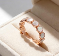 Bagues de mariage classiques et tendance pour femmes et hommes, 100% acier inoxydable, design 3D, polissage haute brillance, fabrication CNC, sans nickel, couleur or