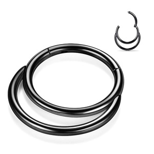 Bán buôn ASTM F136 Titanium 2-<span class=keywords><strong>Wire</strong></span> bản lề Segment Ring với Teardrop CZ trung tâm <span class=keywords><strong>Helix</strong></span> bông tai với Claw Set Công nghệ - Product Image 6