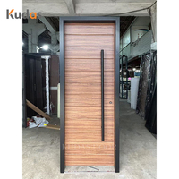 Porte d'entrée moderne à feuille unique en acier à grain de bois horizontal, porte extérieure principale en acier sur mesure pour la maison, porte d'entrée de sécurité