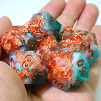 Jeu de dés polyédriques en résine fait main de 7 pièces, finition cuivre rouge et paillettes dorées, pour DND et jeux de société, design à bords tranchants - N23