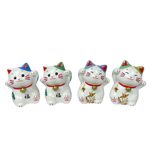 Petite statue de chat en résine artificielle faite à la main, pièce d'accent de design d'intérieur pour la décoration de la maison fabriquée au Vietnam - Product Image 3