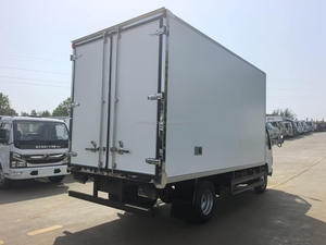 Camión Refrigerador ELF 4x2 Euro 6 de 5 Toneladas, 100P, con Caja Refrigeradora Thermo King RV380 -15C para Transporte de Alimentos y Vacunas - Product Image 5