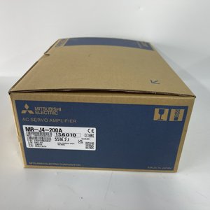 Servoamplificador de CA Mitsubishi MR-J4-200A - Product Image 1