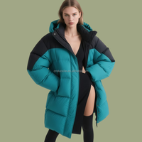 Doudounes et manteaux personnalisés ODM/OEM pour femmes, 90 % duvet de canard blanc, à capuche, blocs de couleur horizontaux, longs, amples, style streetwear, pour l'hiver