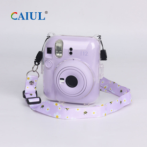 Caiul Anında Baskı Fotoğraf Makinesi Sert Çantası Koruyucu Şeffaf Kılıf Fujifilm <span class=keywords><strong>Instax</strong></span> Mini 12 Ayarlanabilir Askılı Modern Şık Tasarım 0.18kg - Product Image 2