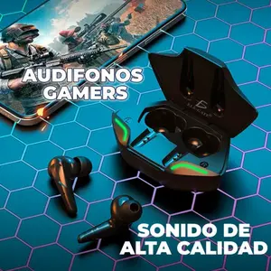 Auriculares Inalámbricos TWS para Gaming Impermeables con Luces LED, Sonido con Bajos Potenciados, Carga Tipo-C, Asistente de Voz Integrado, Dinámicos de 8 MM - Product Image 3