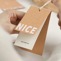 Étiquettes de vêtements écologiques en carton et papier kraft, étiquettes brunes imprimées en relief pour les vêtements de boutique, les sacs et les chaussures