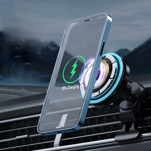 Nouveau <span class=keywords><strong>chargeur</strong></span> de voiture <span class=keywords><strong>30W</strong></span> PD avec prise d'air rapide support de téléphone de voiture magnétique Station de charge sans fil pour <span class=keywords><strong>iPhone</strong></span> 12 13 <span class=keywords><strong>14</strong></span> <span class=keywords><strong>Pro</strong></span> Max - Product Image 1