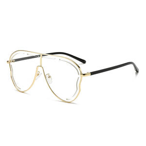 工場には、有名人のインフルエンサーが男性用と女性用の不規則な大型フレームPCサングラスを選択するスポット卸売ブランドがあります - Product Image 6