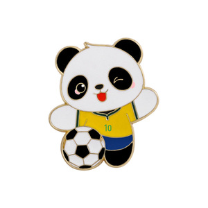 Lindos pines de esmalte de panda futbolista con balones de fútbol en uniformes deportivos coloridos para regalos y coleccionables - Product Image 4