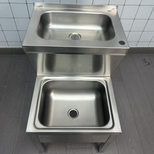 VICTORY Évier manuel en acier inoxydable personnalisé, équipement de cuisine suspendu au mur pour hôtels et restaurants - Product Image 2