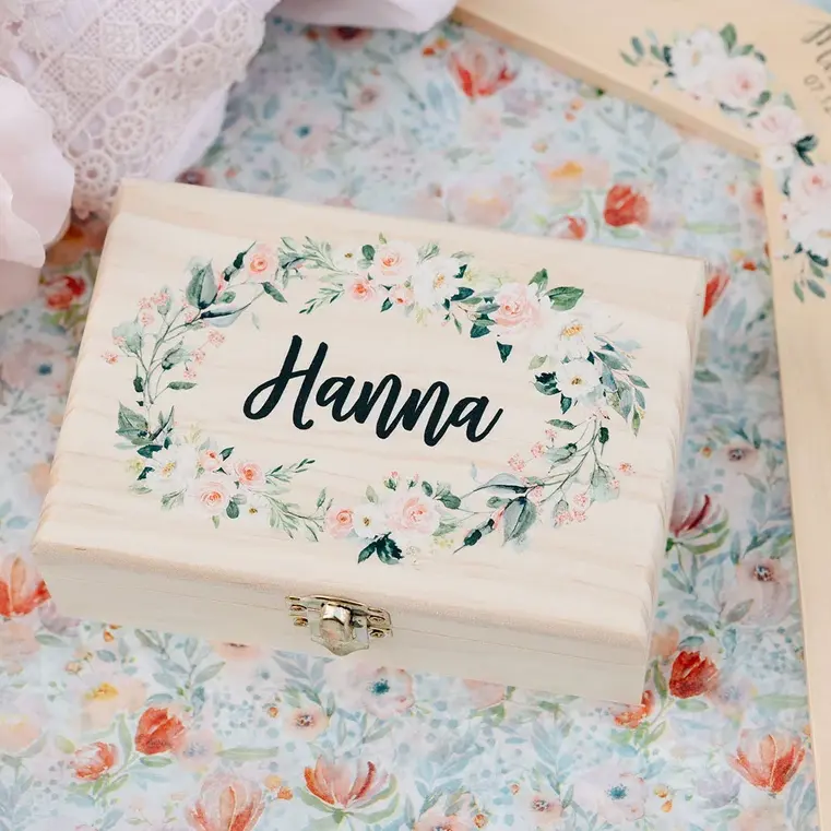 Wooden Box Christmas Gifts For Girl Beautiful Gift Box Personalized Bridal Party Gift Storage Box Jewelry Holder