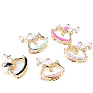 Carino Mini Musulmano Islamico Dello <span class=keywords><strong>Smalto</strong></span> 3D Animale Cavallo Del Bambino A Forma di Pin Charms Per I Bambini - Product Image 2