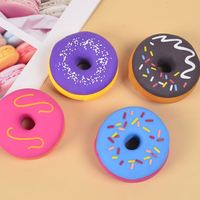 Nouveau jouet de décompression unique en forme de donut, jouet à presser réaliste pour jeunes (7-14 ans), emballage en boîte colorée