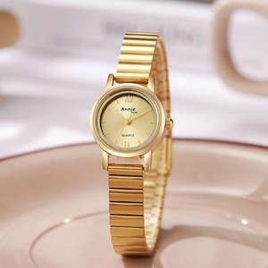 Nouvelle montre tendance pour femme, petit cadran rond, mouvement à quartz, boîtier et bracelet en alliage, style décontracté quotidien - Product Image 3