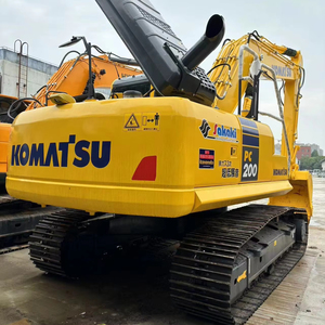 Komatsu รถขุดมือสอง PC200-8 - Product Image 1