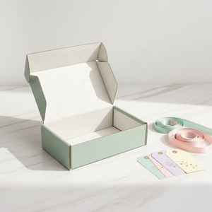 Cajas de Envío de Papel Rígido Corrugado Ecológicas y Populares, Hechas con Materiales Reciclados, Forma Rectangular, Personalizables para Regalos - Product Image 1