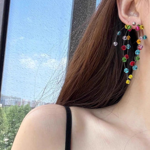 Boucles d'oreilles pendantes à pampilles en cristal coloré pour femmes, bijoux tendance pour les fêtes - Product Image 3