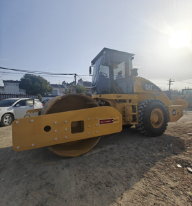 Maquinaria de construcción compactador de suelo para gatos usado CAT CS683E CS56B en alta calidad con precio preferencial a la venta - Product Image 3