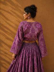 Ensemble deux pièces bohème en soie tissée à motif floral pour femme, longueur ras du sol, sans manches, coupe trapèze, lavable, idéal pour les vacances et les loisirs. - Product Image 2