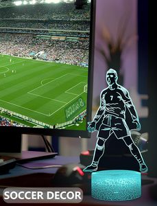 Lampe de table 3D LED en gros pour les fans de football Messi Ronaldo Real Madrid - Product Image 4