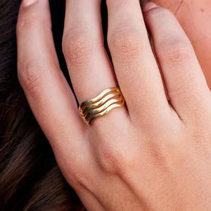 خاتم نسائي فريد من تصميم المصمم، رائج البيع، جديد، بتصميم هندسي عتيق، مصنوع من الحجر الطبيعي، خاتم أبدي مطلي بالذهب من الفولاذ المقاوم للصدأ - Product Image 3