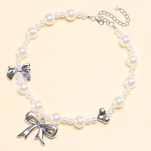 Collier punk en perles avec pendentif en forme de cœur et nœud pour femme, bijoux de fête, pendentif thématique en alliage de zinc - Product Image 4