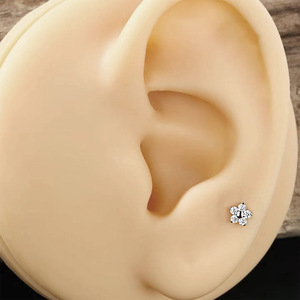 Boucles d'oreilles en alliage de titane F136 avec zircon en forme de fleur, bijoux minimalistes en titane G23 pour usage quotidien - Product Image 4