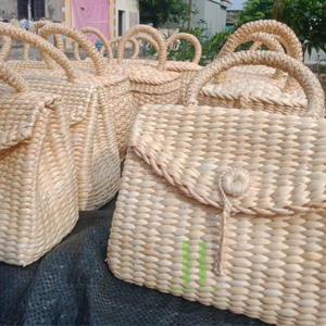 Sac à main en paille Boho sac de plage tissé pour sac à main en jacinthe d'eau d'été panier tissé à la main de HNH Craft Vietnam - Product Image 5