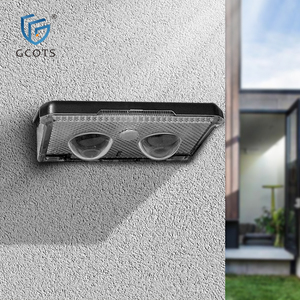 Lámpara Solar de Pared con Sensor de Movimiento, Resistente al Agua con Clasificación IP54, para Jardín, Valla, Pared, Alimentada por Energía Solar, de Fábrica GCOTS - Product Image 1
