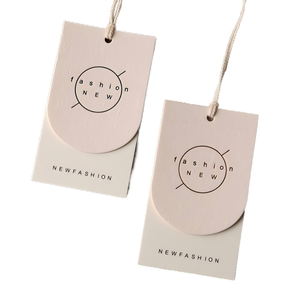 Cartoncino Custom cartellini appesi ispessiti <span class=keywords><strong>etichette</strong></span> Logo durevoli <span class=keywords><strong>per</strong></span> borse di abbigliamento-servizio di stampa di <span class=keywords><strong>etichette</strong></span> di marca alla moda - Product Image 3