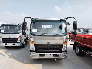 Camion léger Sinotruck Howo 4x2 Diesel Yuchai Neuf 10 Tonnes Fourgonnette de fret Cabine simple Prêt à l'expédition Transport logistique régional - Product Image 2