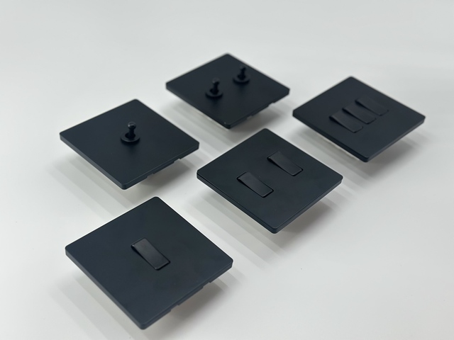 Hot Selling Black Stainless Steel British Standard Matte Black Light Switch 13A Universal  Stainless Steel Wall Light