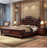 Lit en bois massif King Size classique pour chambre à coucher avec sommier intégré