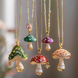 Suxuan Jewelry Odm Original Lovable Mushroom Pendant Collier en acier inoxydable zircon émaillé de haute qualité Plaqué or 18 carats Juif - Product Image 5