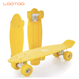 Grande planche à poisson cruiser planche de surf surface personnalisée lumière enfants peint à la main longue planche à roulettes scooter pour enfants - Product Image 5