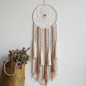 Tenture murale en macramé boho esthétique pour les salles artistiques avec des textures en couches et de l'art de la fibre fait à la main - Product Image 1