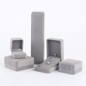Caja de joyería de terciopelo de esquina redonda directa de fábrica caja de embalaje de almacenamiento grande para anillos collares pulseras pendientes colgantes - Product Image 3