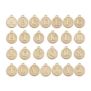 Vente en gros de 26 pièces, ensemble de breloques en alliage doré émaillé, 12 mm, alphabet A-Z, pendentifs, composants et accessoires de bijoux - Product Image 6
