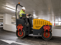 Compacteur à double tambour en acier compact pour les projets de réparation d'asphalte