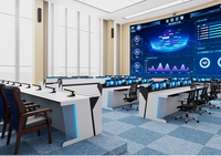 Console de surveillance de sécurité aéroportuaire, poste de travail de forme incurvée avec chemin de câbles intégré, longueur personnalisable, bureau de salle de contrôle