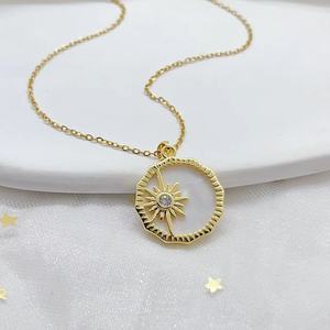 Colliers pour femmes en acier inoxydable 316L plaqué or 18 carats, bijoux tendance, lune et étoile, nacre naturelle ronde - Product Image 5