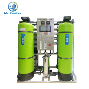 Impianto di Purificazione dell'Acqua a Osmosi Inversa, Capacità 250L-10000L, Programma di Aggiornamento della Qualità dell'Acqua per Aree Urbane Vecchie - Product Image 1