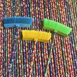 Conjunto de vassouras e pá de plástico PET com padrão de cabeça OEM escova de cerdas e pá de pó para ferramentas e acessórios de limpeza doméstica