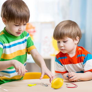 Kit d'expérimentation scientifique électrique STEM pour enfants jouet éducatif Kit scientifique de circuit fou pour jouets pour enfants - Product Image 6