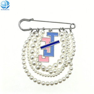 Spilla da bavero JJOA con catena di perle e nappa, ciondolo con lettere JJ in cristallo rosa e blu, spilla per gioielli della confraternita Jack and Jill of America - Product Image 2