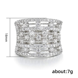 Anello cavo per uomo e donna, gioiello da dito alla moda con pavé scintillante - Product Image 4